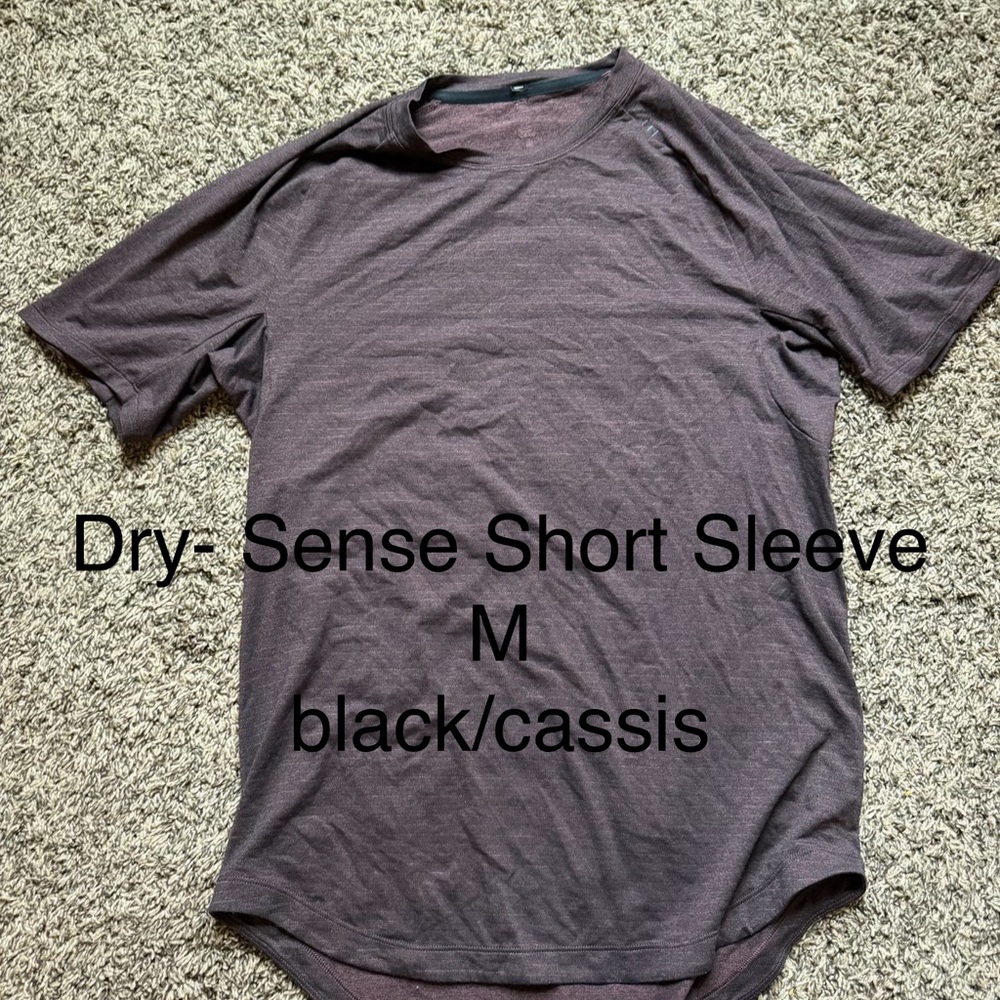 lululemon athletica dry sense Short Sleeve Tee